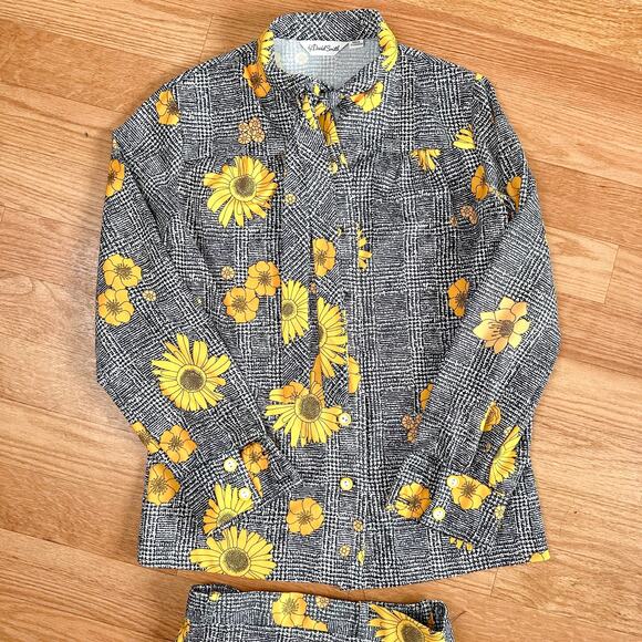 Vintage 1970s By David Smith Blouse and Skirt Sunflower Two Piece Outfit - Picture 3 of 8